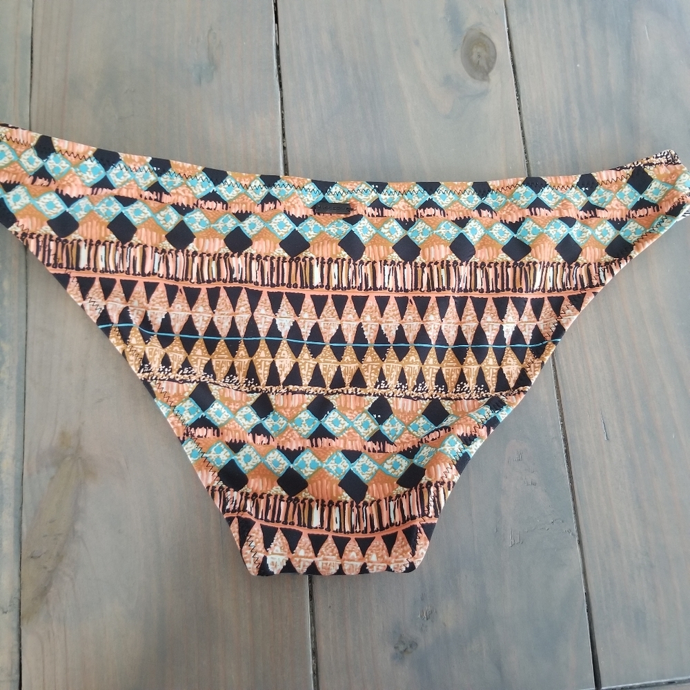 Volcom Geometric Bikini Bottom - Picture 3 of 6